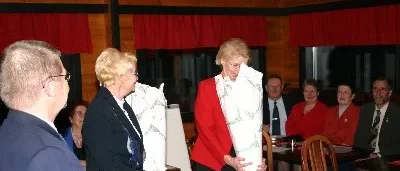 OPS Pikkujoulu 2004 (14)